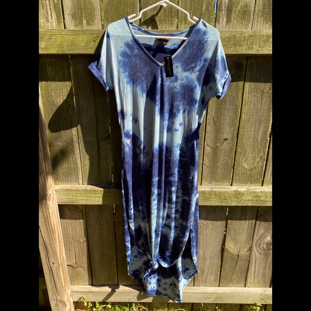 Discreet Tie Dye Maxi Dress NWT